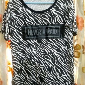 Women zebra top